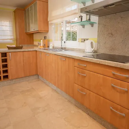 Marmol 162 Manilva